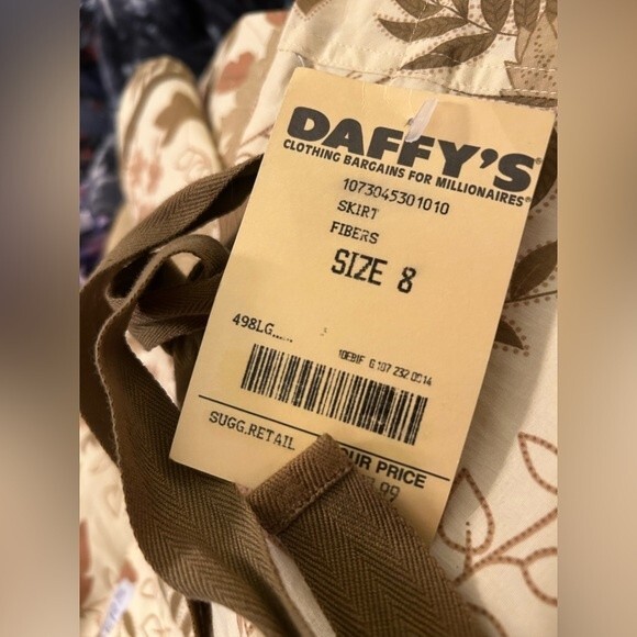 Fibers by Barbara Lesser Skirt Leaf Pattern Drawstring Adjustable Waste Size 8 - Picture 6 of 6